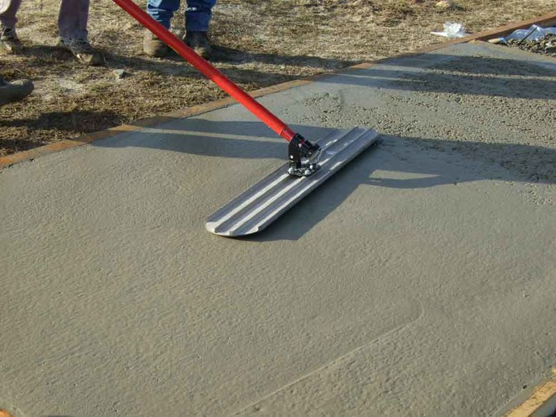 Betonix - Statii betoane, inchiriere vibrator beton